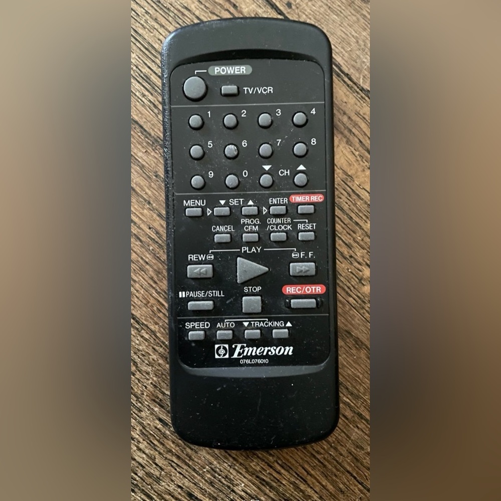Vintage Emerson TV VCR Remote Control Black OEM Model 076L076010